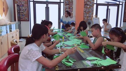 巧手折出新天地 邻里共叙社区情——肖家河街道兴蓉社区成功举办折纸艺术活动